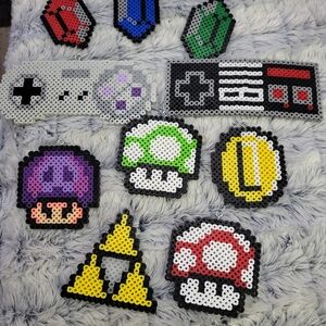 Colorful Pixel‎ Art Bead Set